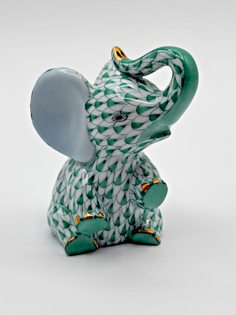 Herend Hungary Sitting Elephant Trunk Up Green Fishnet 15511 Porcelain Figurine